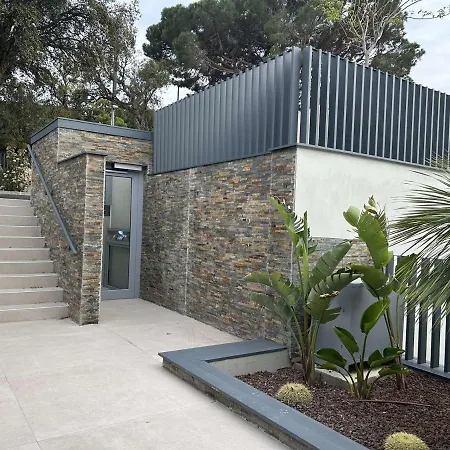 **sainte-maxime: Neuf 2 Pieces, Terrasse, Clim, 4 Couchages** - Fr-1-226-519